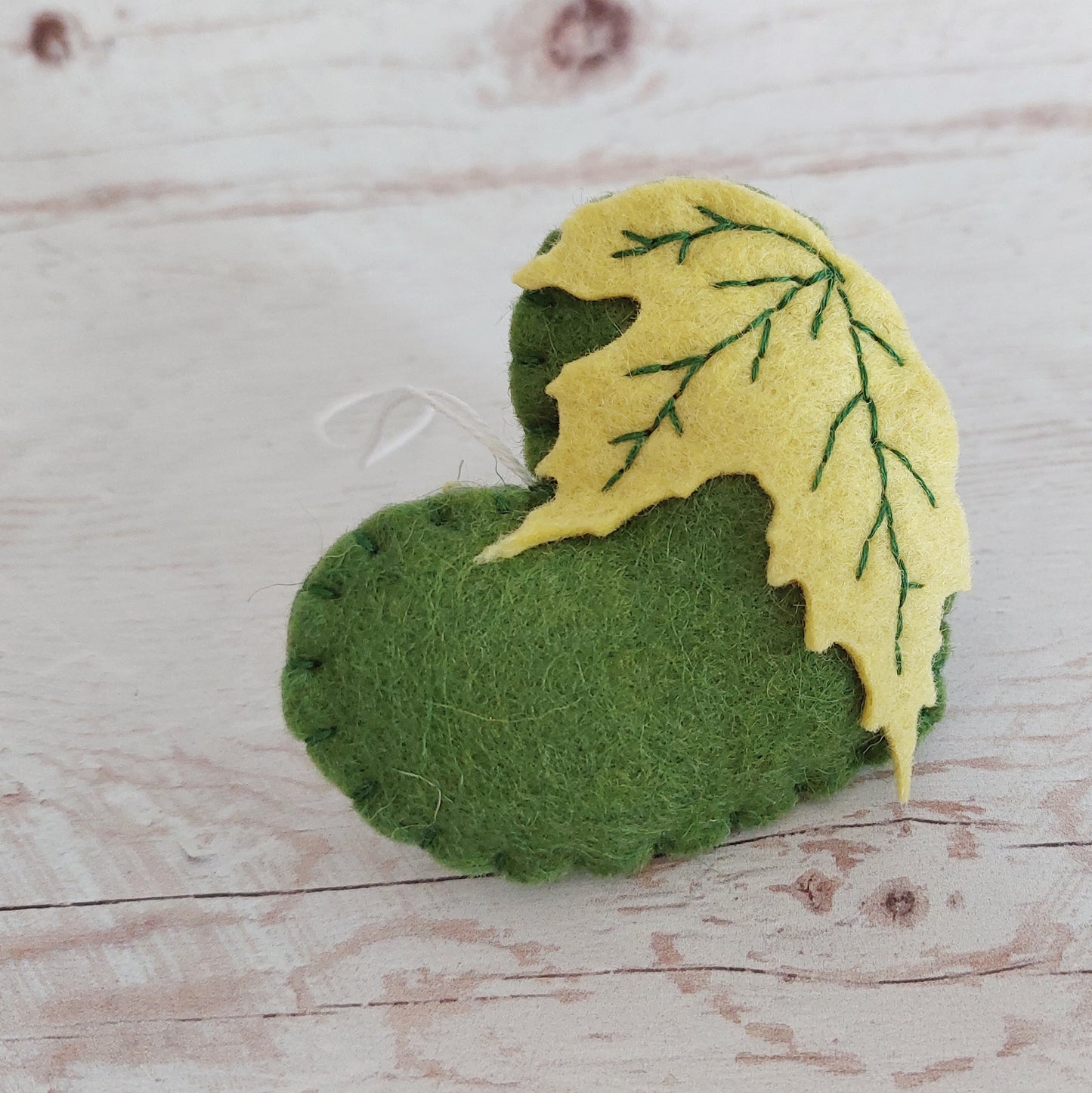 Autumn leaf heart ornament, felt home decoration, fall decor