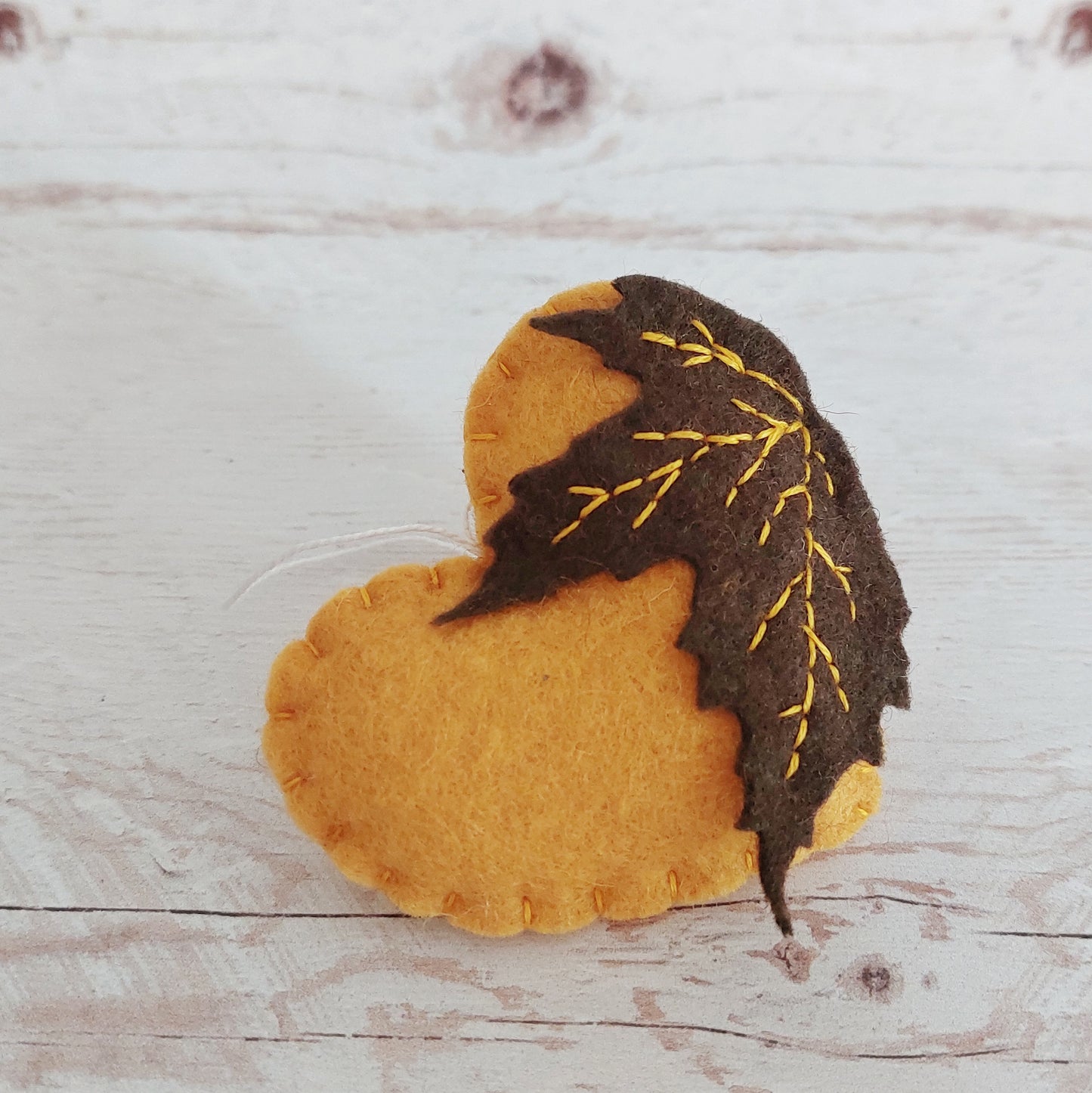 Autumn leaf heart ornament, felt home decoration, fall decor