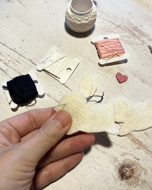 DIY Felt Bunny Ornament Pattern PDF – Rabbit Sewing Template with Heart – Handmade Easter & Nursery Decoration