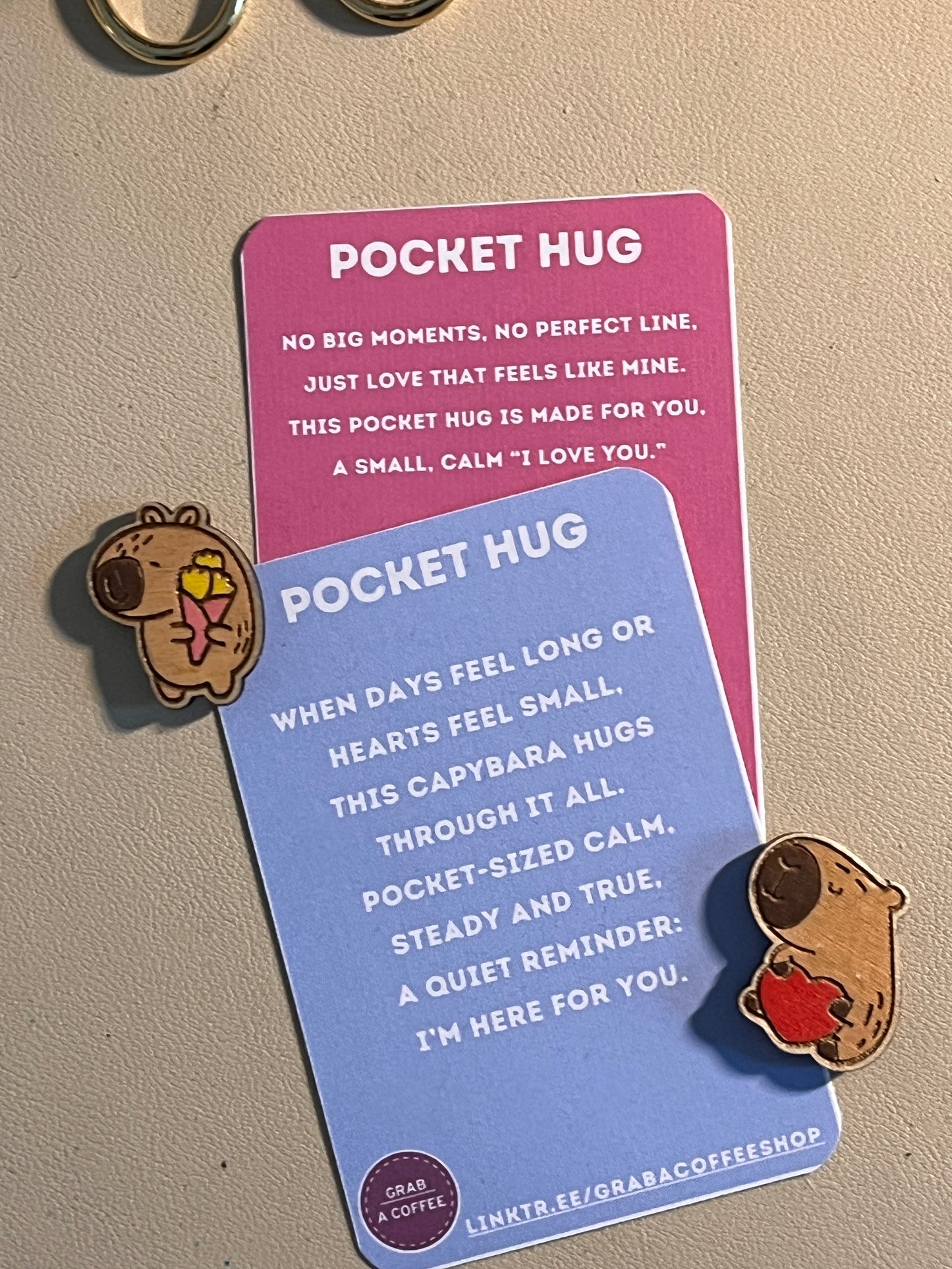 Wooden Capybara Pocket Hug Token – Hand‑Painted Mini Gift | 2 Styles + 2 Poem Cards