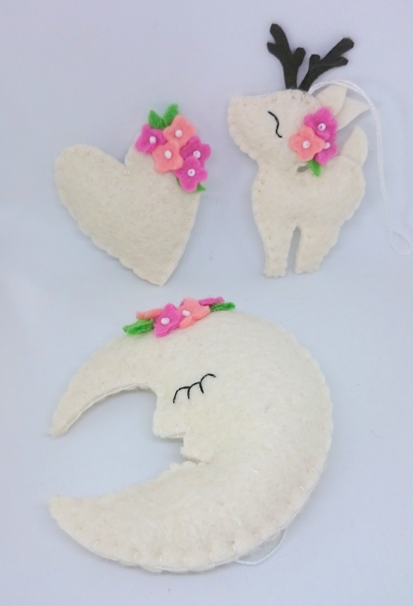 Felt deer ornament - woodland hanging animals from wool - Christmas creatures - home decor - nursery decoration for baby room