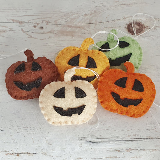 Pumpkin lantern ornaments - Halloween décor