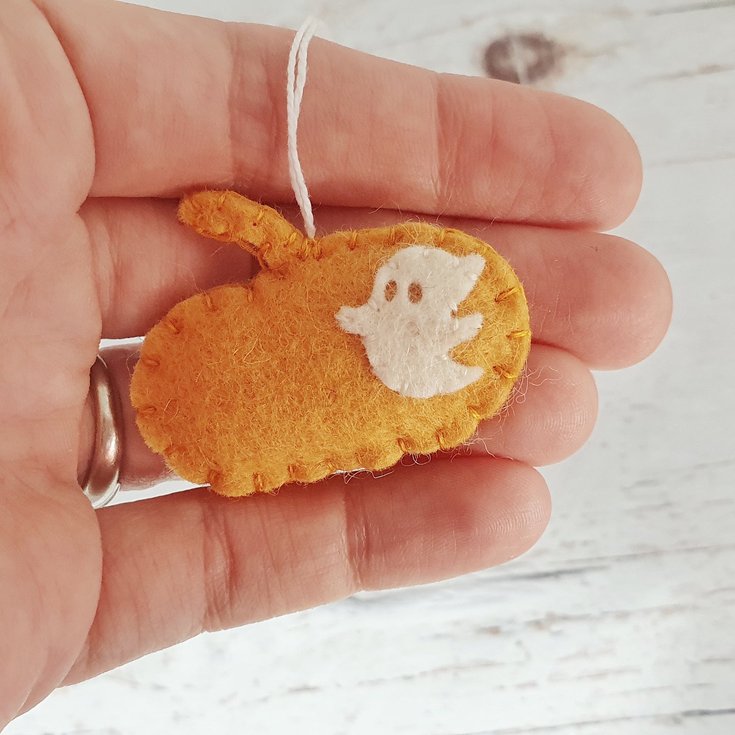 Felt pumpkin ornaments with small ghosts - SET OF 5 - Halloween decoration