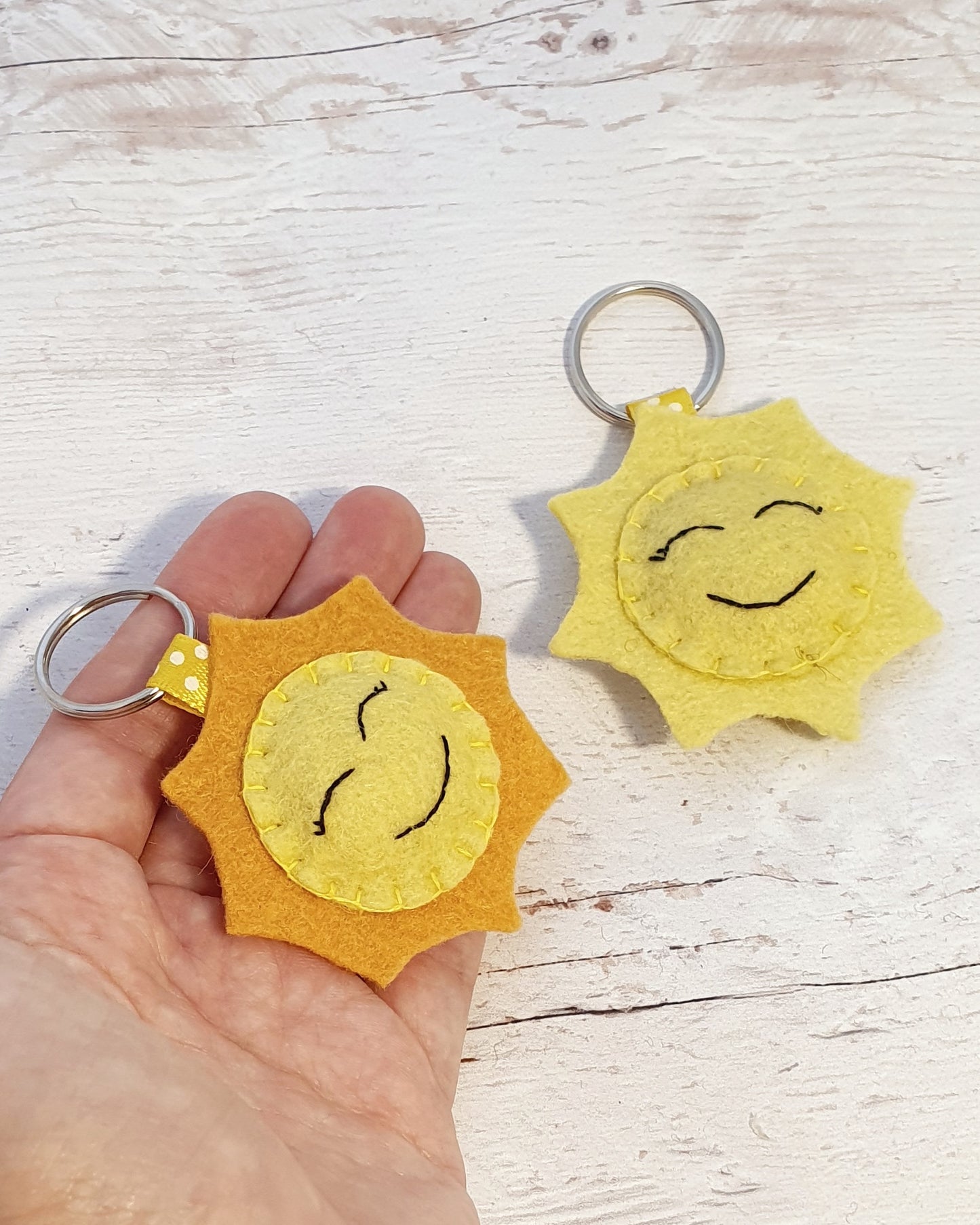 Smiling sun keychain, weather decor, nature inspired felt key holder