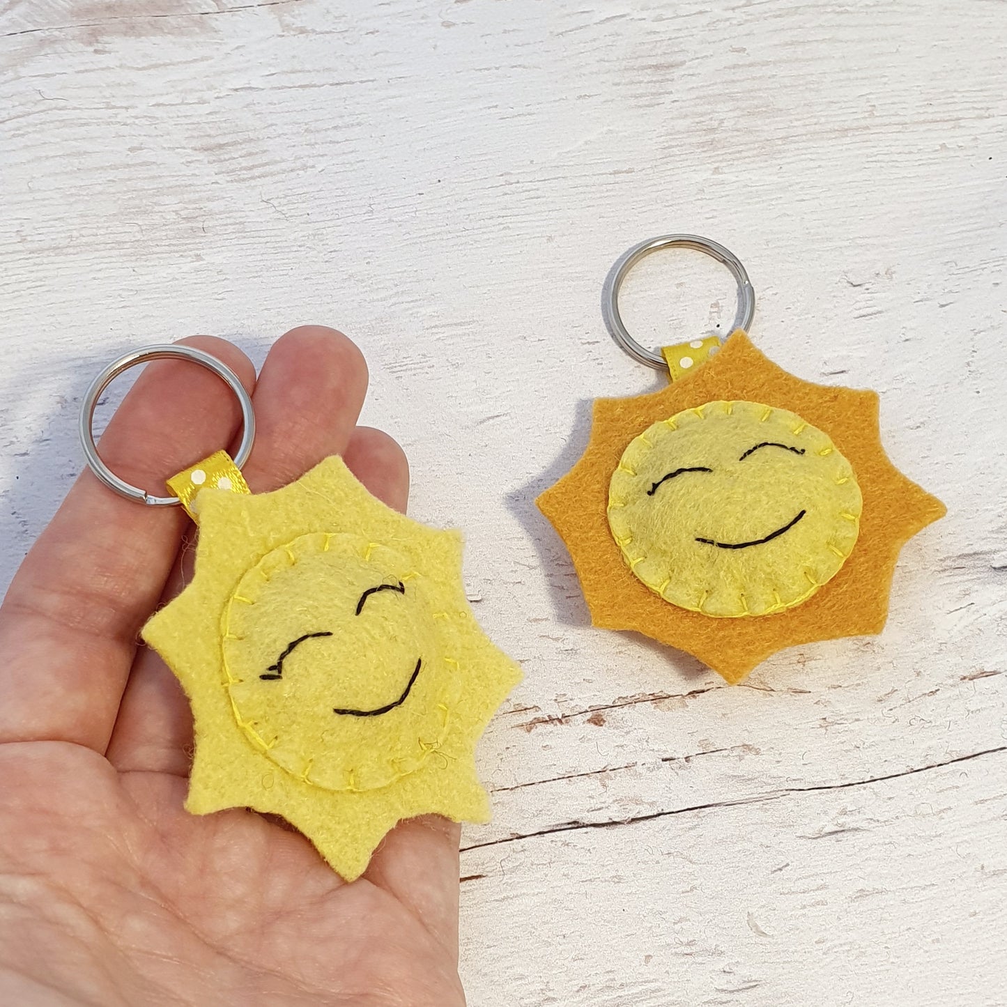 Smiling sun keychain, weather decor, nature inspired felt key holder