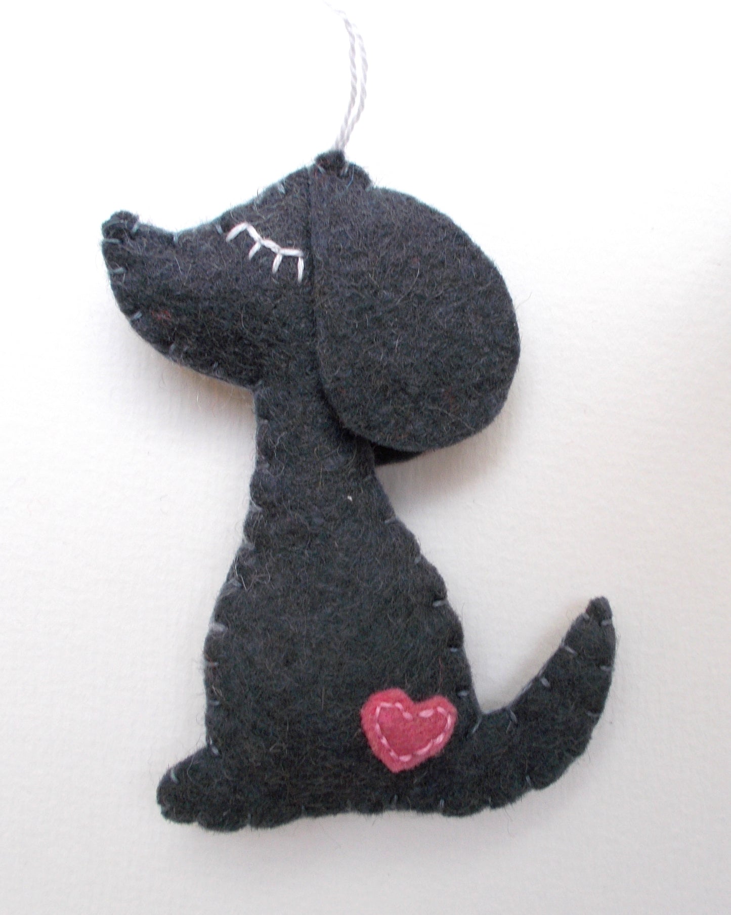 Felt dog ornament, Labrador
