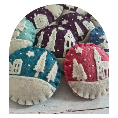 Christmas Ornaments & Decor