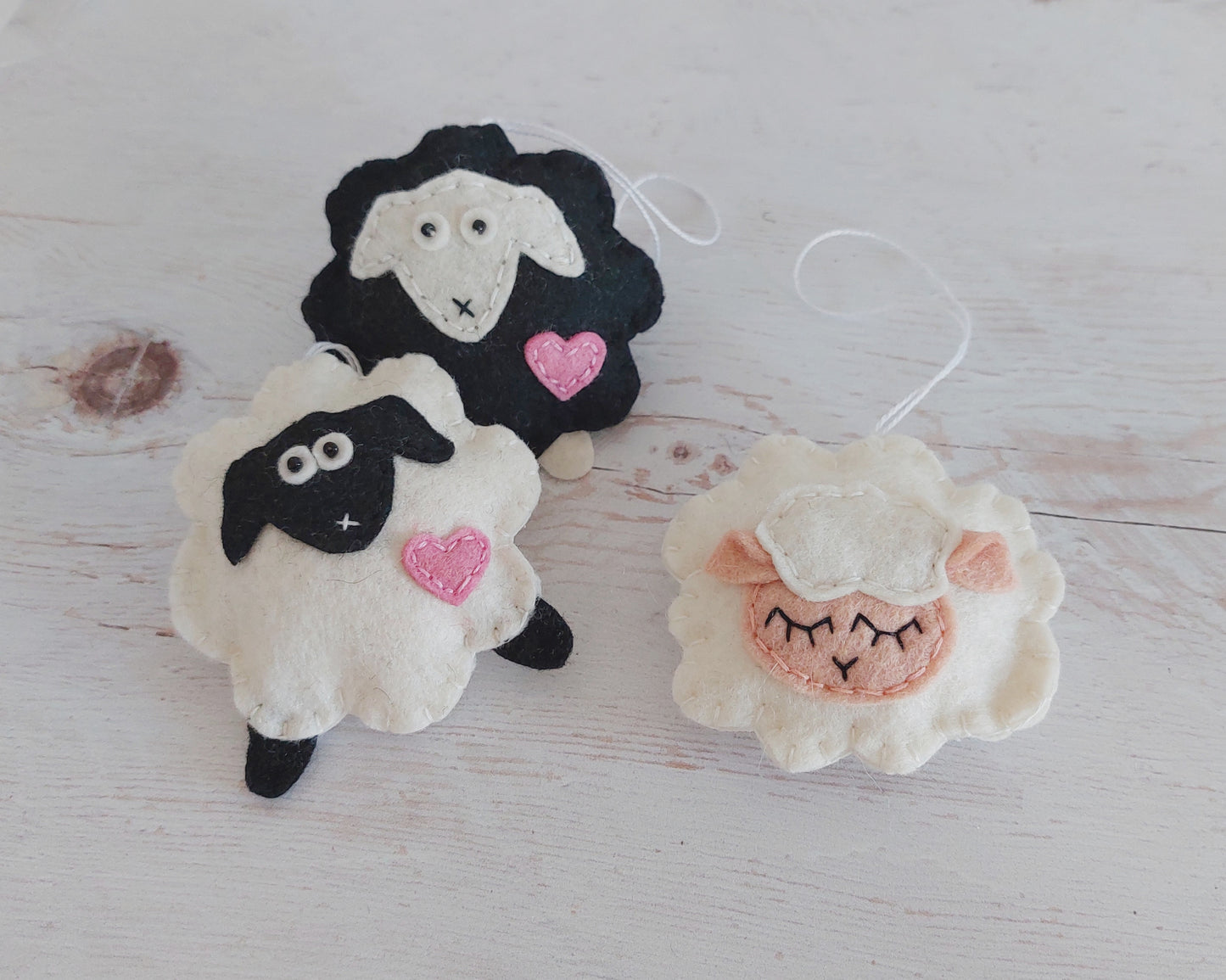 Felt sheep ornament - black sheep