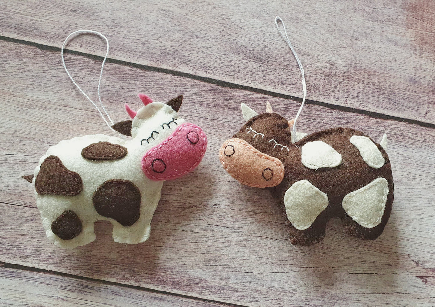 Felt cow ornament, farm animals, wool felt cows