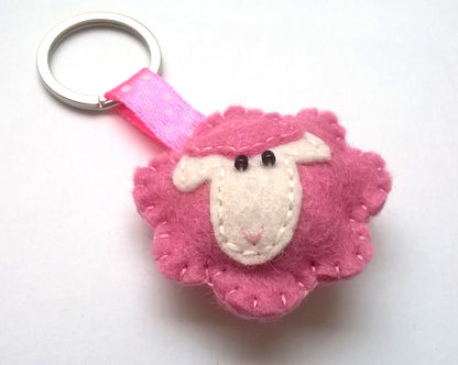 Felt sheep keychain - black sheep - lamb - felt accessories - eco friendly - gift for him - gift for her - key holder - felt animals