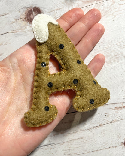 Christmas initial decorations, felt Xmas letter, Gingerbread letters, personalized Christmas gift, packaging letters, Customizable Christmas