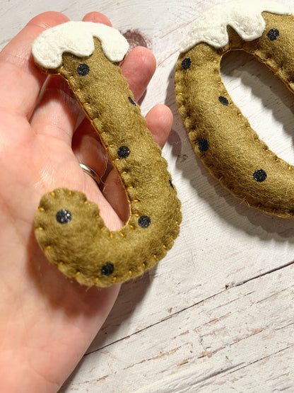 Christmas initial decorations, felt Xmas letter, Gingerbread letters, personalized Christmas gift, packaging letters, Customizable Christmas