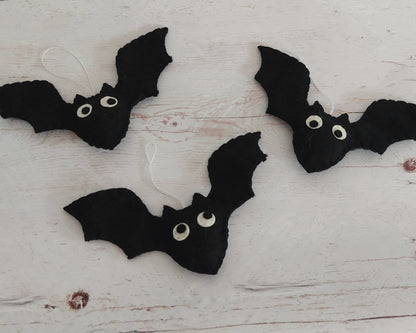 Fall bat ornament - halloween decoration - BOO!