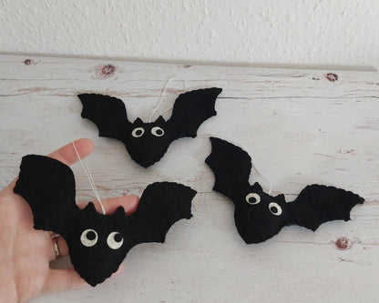 Fall bat ornament - halloween decoration - BOO!
