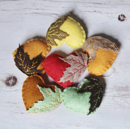 Autumn leaf heart ornament, felt home decoration, fall decor