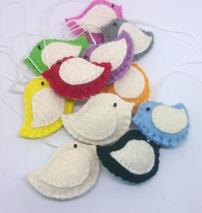 Little felt bird ornament set of 2, tiny home decor