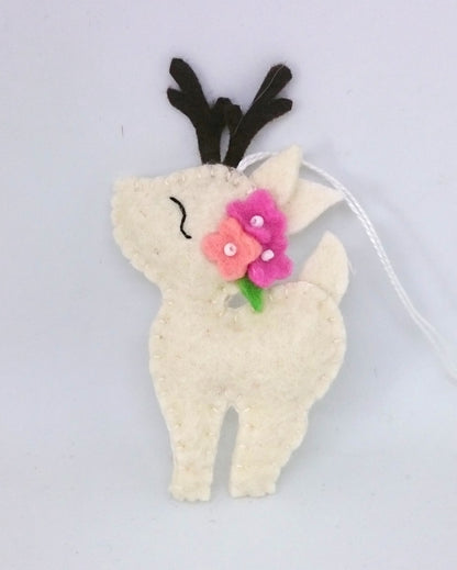 Felt deer ornament - woodland hanging animals from wool - Christmas creatures - home decor - nursery decoration for baby room