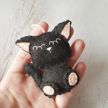 Black cat ornament, felt kitty decoration, wool cat ornament