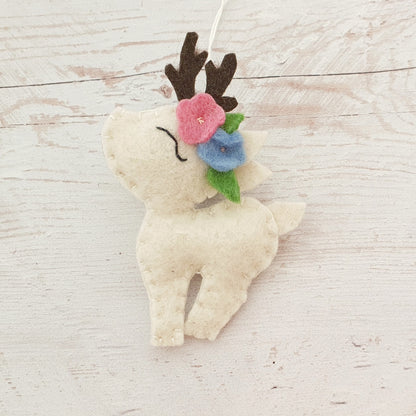 Felt deer ornament - woodland hanging animals from wool - Christmas creatures - home decor - nursery decoration for baby room