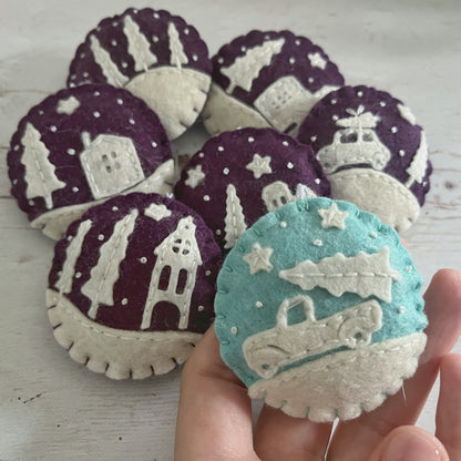 Tiny houses felt ornament SET OF 6